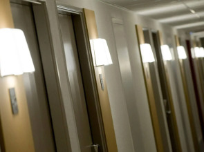 B&B HOTEL Marseille Aéroport Saint-Victoret