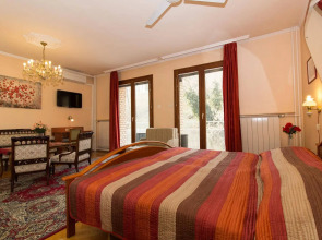 Budavar Bed and Breakfast