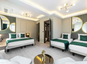 Sistina Old City Hotel