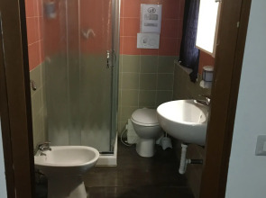 Old Milano House - Hostel