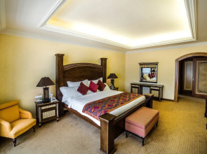 Al Raha Beach Hotel Villas