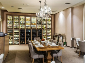 Airport Hotel Okecie