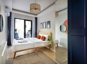 Galata Abraham by NewInn