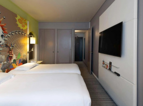 Отель Mercure Nice Centre Grimaldi