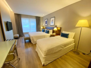 474 Buenos Aires Hotel