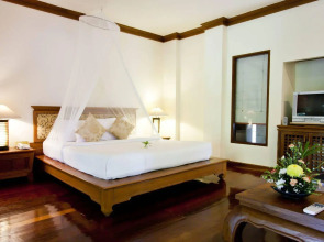 Sunrise Tropical Resort