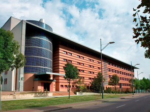 TRYP by Wyndham Halle