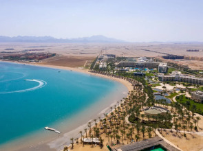 Palm Royale Resort - Soma Bay