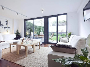 My Space Barcelona Private Pool Garden