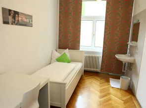 Hostel & Guesthouse Kaiser 23