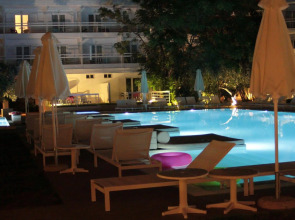 Marathon Beach Resort