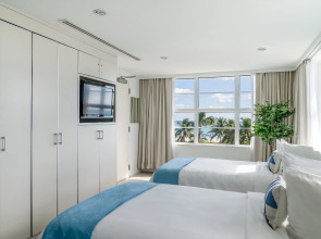 Clevelander Hotel – Adults Only