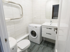 Две Подушки в микрорайоне Зеленый город 4