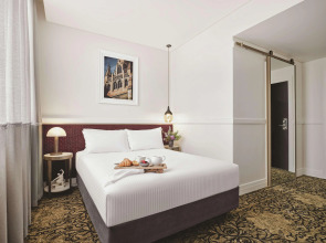 Rendezvous Hotel Melbourne