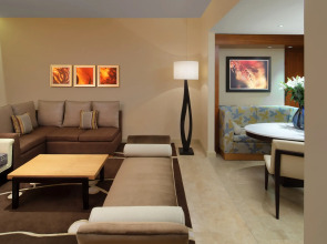 VOGO Abu Dhabi Golf Resort & Spa