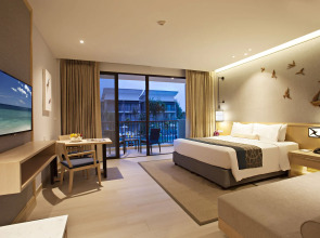 Le Meridien Khao Lak Resort & Spa