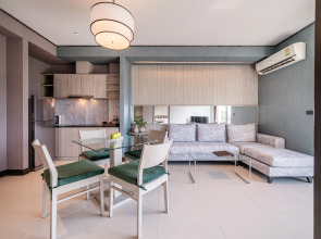 Manhattan Pattaya Hotel