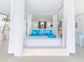 Villa Gili Bali Beach