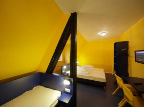 BednBudget Hostel Dorms Hannover