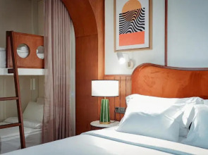 Sugar Marina POP, Kata Beach