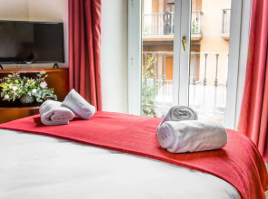 Отель Reina Cristina