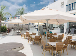 Tsokkos Holiday Hotel Apartments