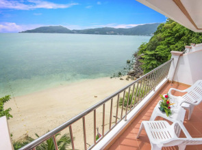 Tri Trang Beach Resort