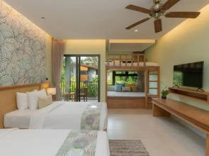 Khaolak Wanaburee Resort