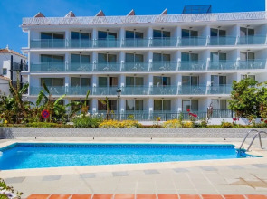 Aptos Pueblo Andaluz  Nerja