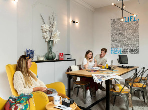 Three Corners Hotel Anna