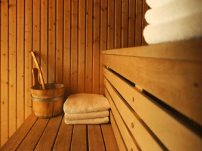 Home Hotel Bastion - Dinner included