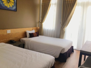 Nature Hotel - Luong The Vinh