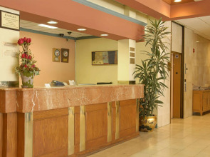 Ramada by Wyndham Los Angeles/Koreatown West