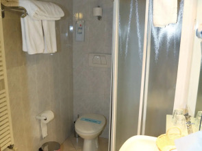 Hotel Mantegna Stazione , Mantegna Hotels