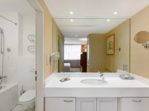 Marriott Executive Apartments Millennium Court