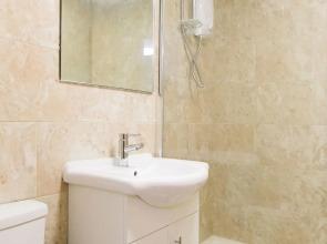 Belvilla Ilford Hill Hotel London