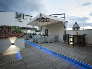 Terrace Pantheon Relais