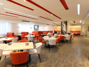 Aishang Hotel (Lecong Furniture Mall, Foshan)