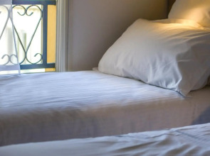 Good Morning + Berlin City East