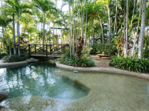 City Oasis Inn Townsville, SureStay Collection by BW