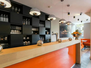 The Amsterdam Canal Hotel