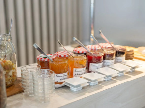 Holiday Inn Express Paris - Velizy by IHG