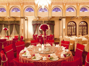 Fairmont Peace Hotel on the Bund