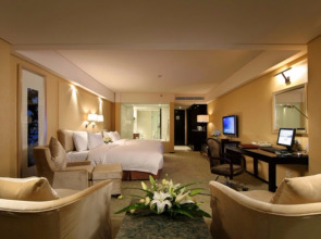 The Lake View Hotel Beijing