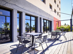 Holiday Inn Express Marseille Airport by IHG