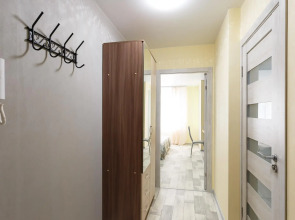 Две Подушки в микрорайоне Зеленый город 4