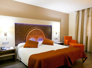 Отель Porcel Sabica