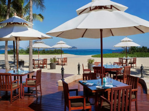 Отель The Ritz-Carlton Sanya Yalong Bay