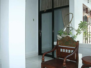 Hotel Lumbung Sari Legian