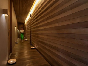 Beach Club by Haad Tien